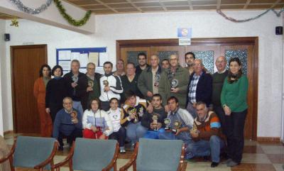 Los ganadores de los torneos navideños reciben sus trofeos en El Amparo